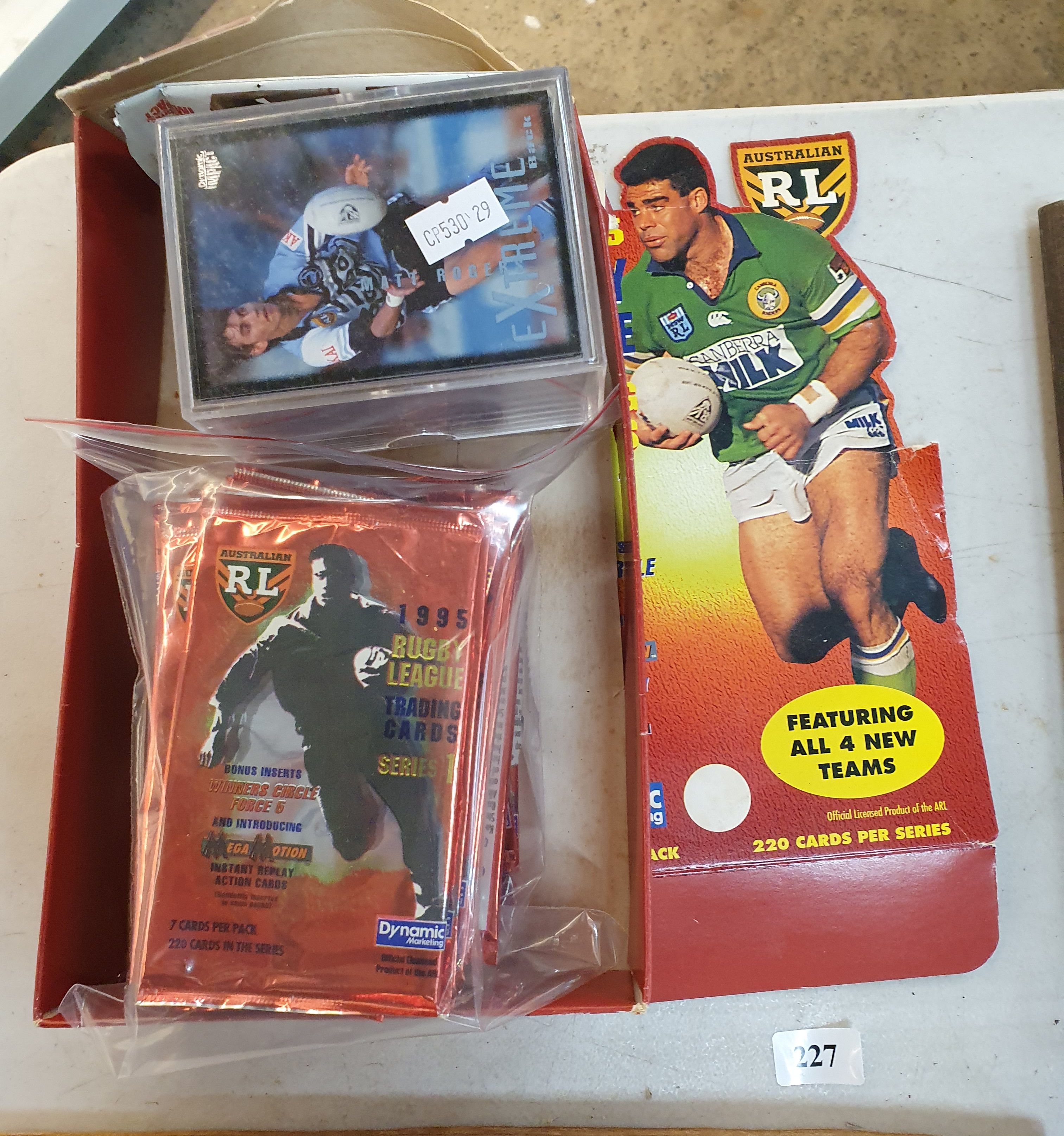 227 · A COLLECTION OF 1995 RUGBY LEAGUE TRADING CARDS