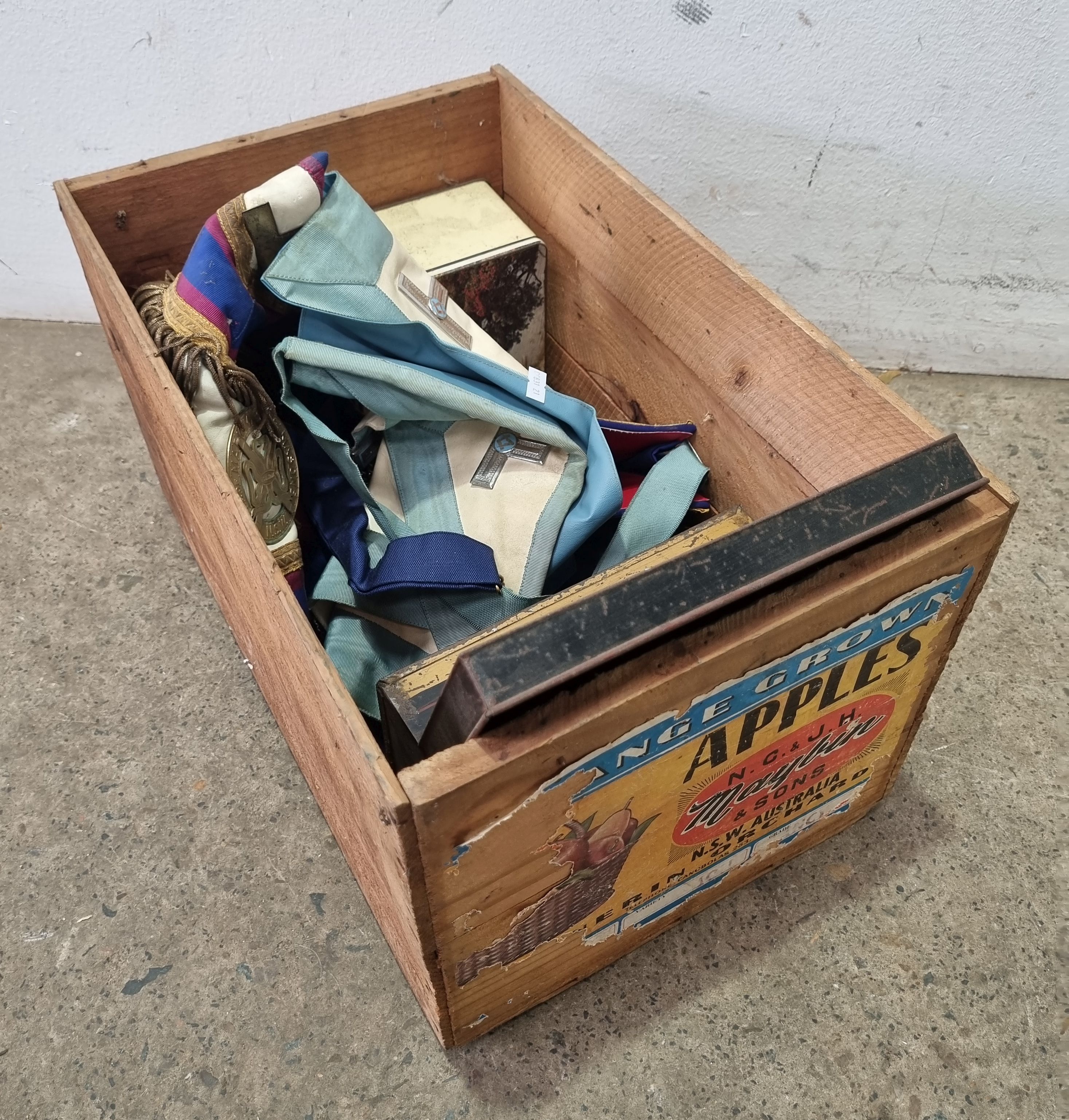 A GROUP OF METAL AND ROTARY ITEMS