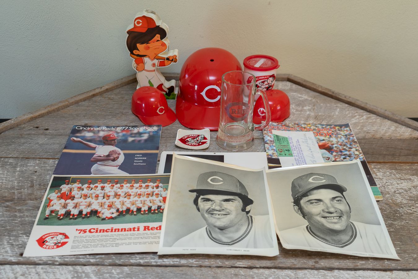 Cincinnati Reds Memorabilia Harritt Group, Inc