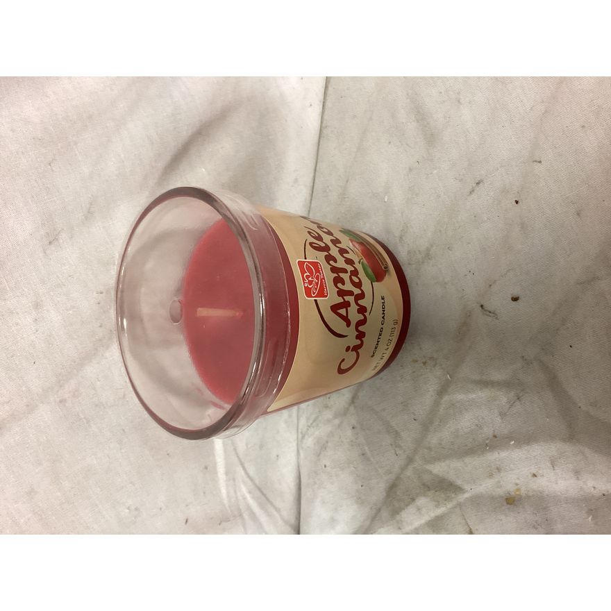 Harris Teeter Apple Cinnamon 4oz Scented Candle