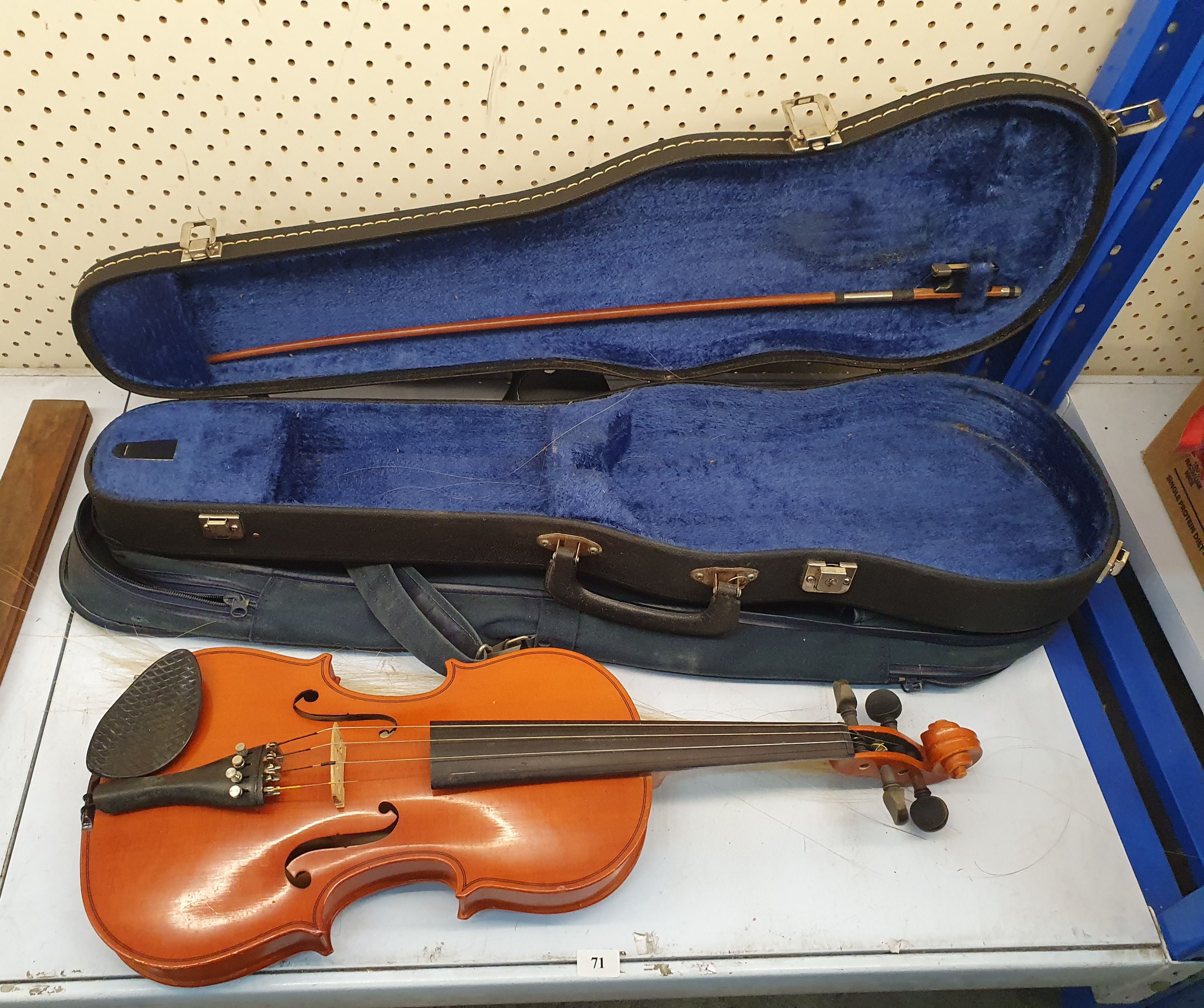 71 · A KISO SUZUKI VIOLIN COMPANY STADIVARUS COPY VIOLIN
