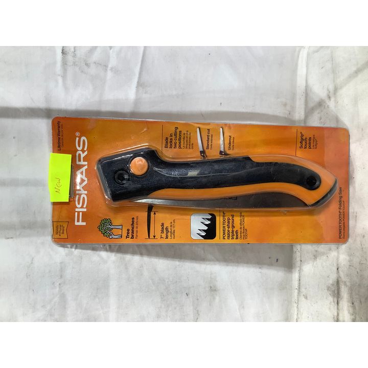 Fiskars 7" Blade Length Power Tooth Folding Saw