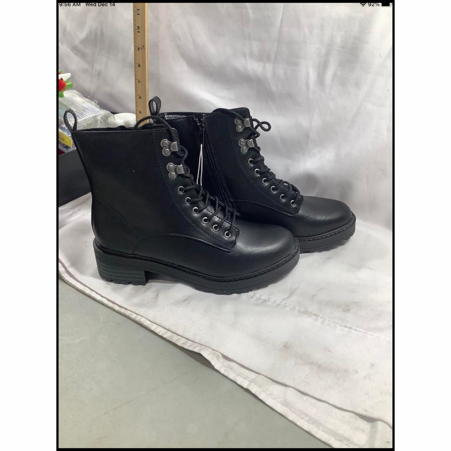 Universal Thread Marta Ankle Boots Memory Foam Black Size: 7-1/2