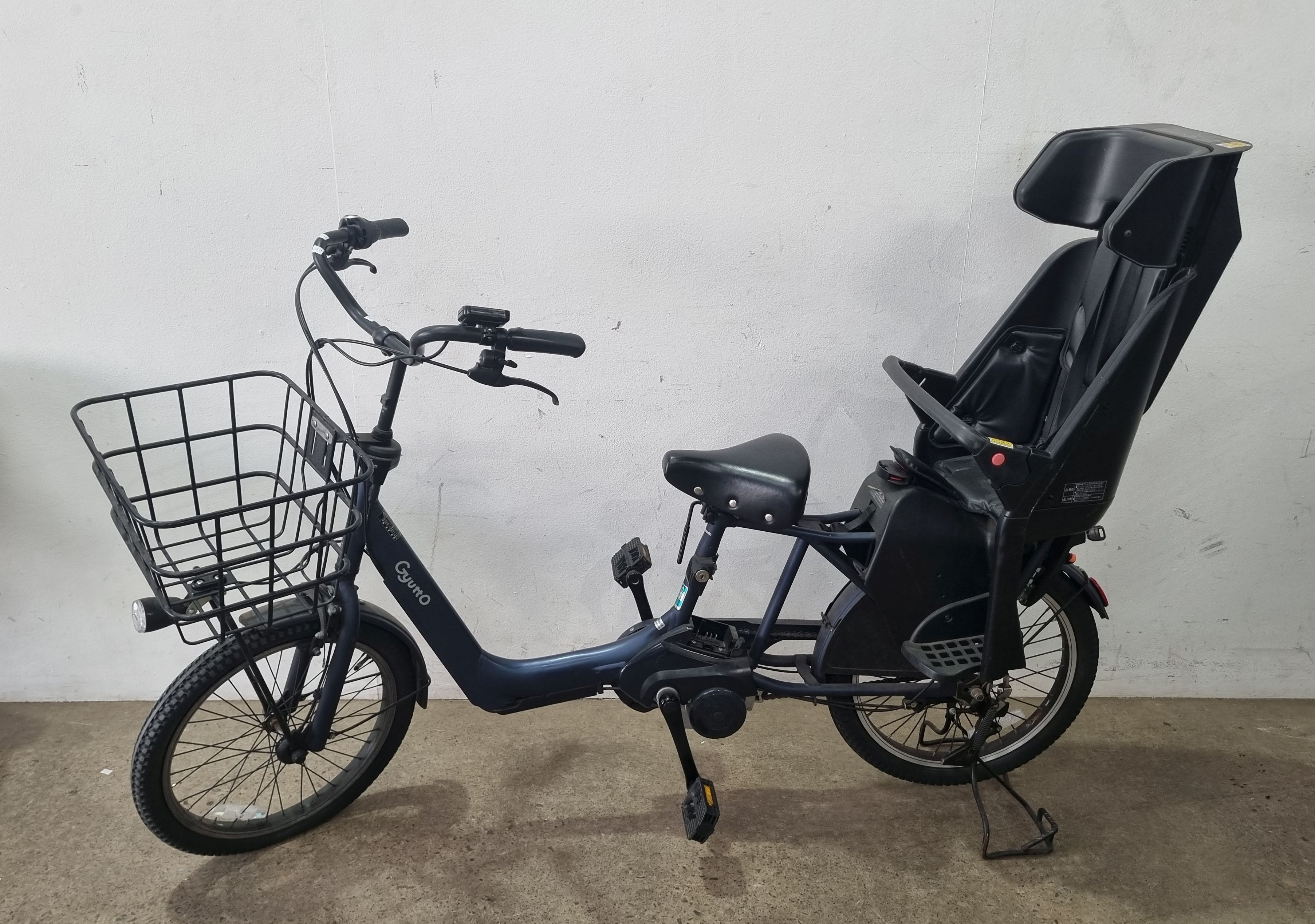 1098 · A GYUTTO WOMENS BIKE