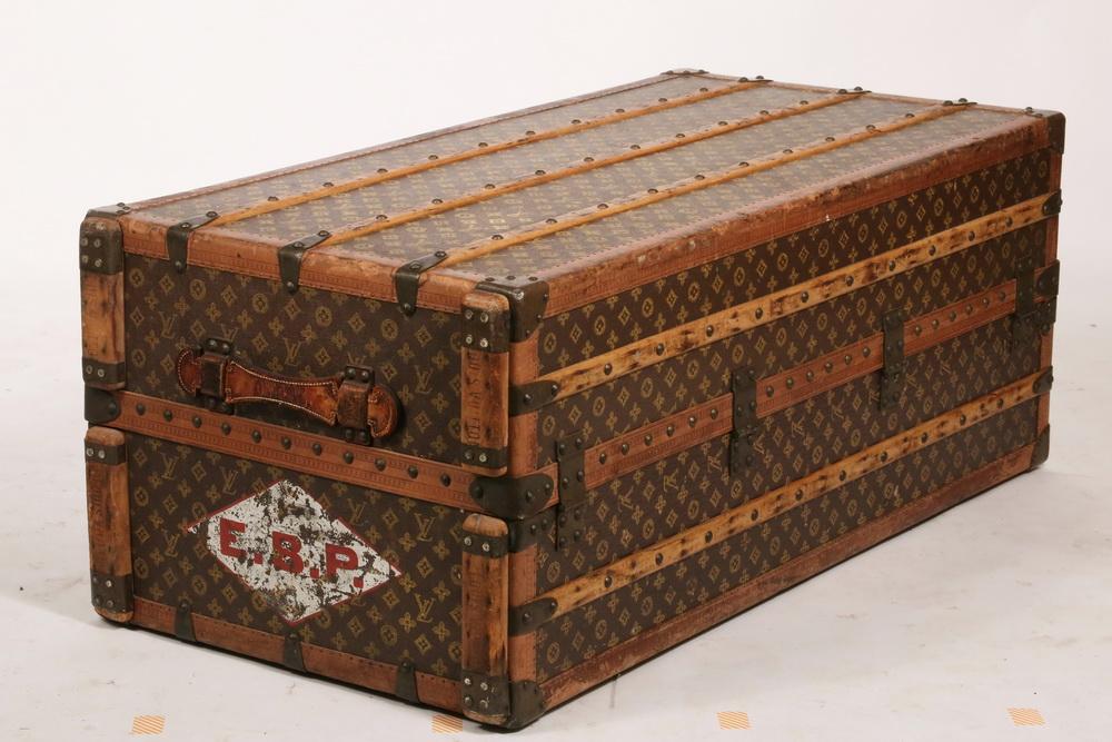 Sold at Auction: c.1920s Louis Vuitton wardrobe steamer trunk