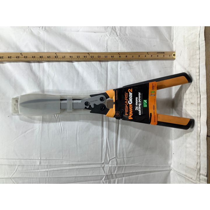 Fiskars Power Gear, Hedges And Shrubs