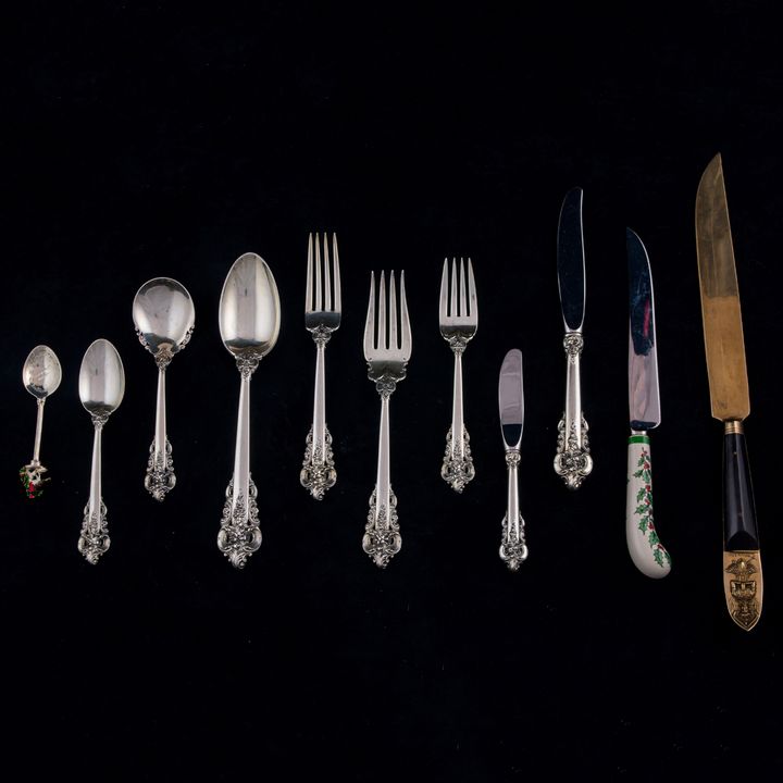 A (69 pc) Wallace Grande Baroque sterling flatware service
