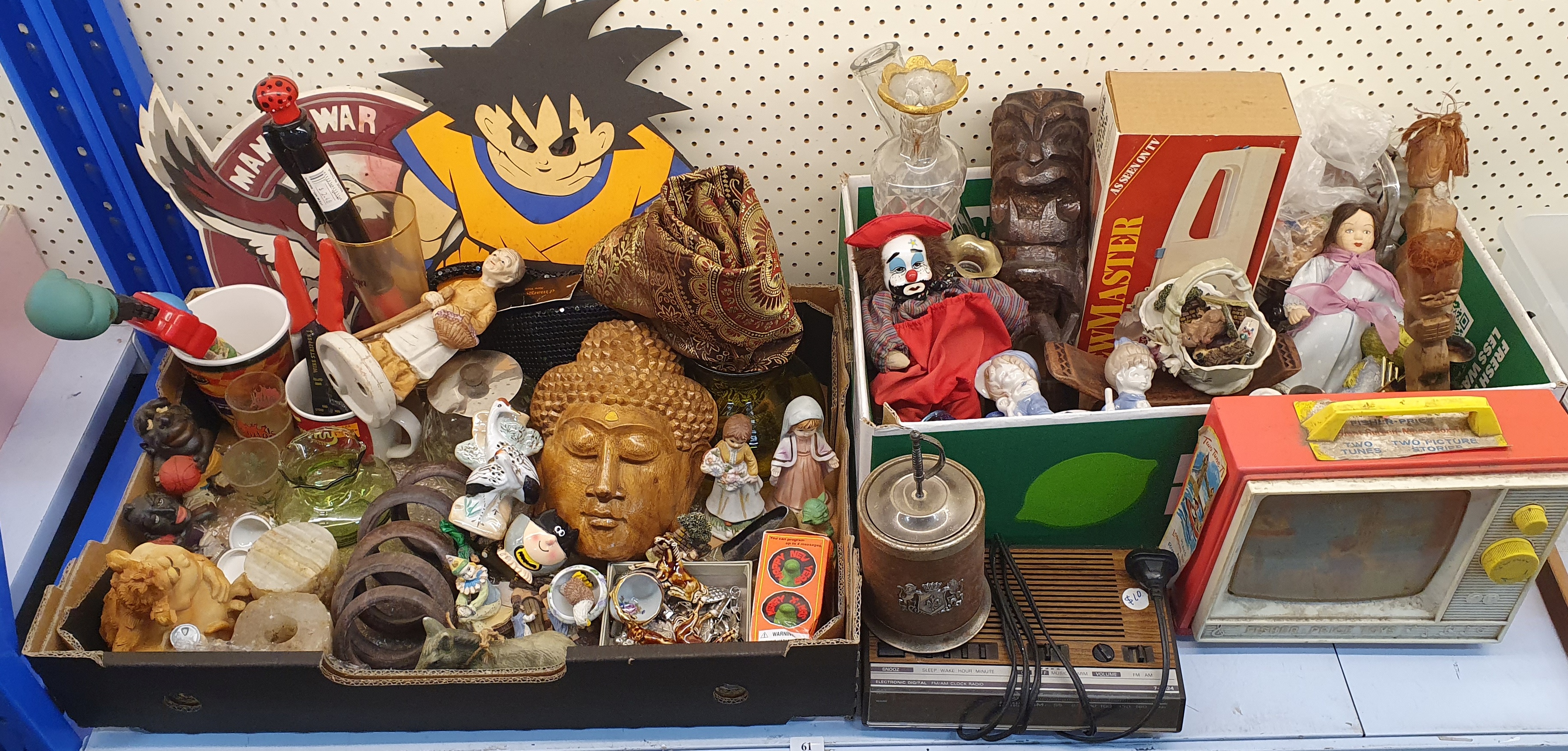 61 · A GROUP OF SUNDRY ITEMS
