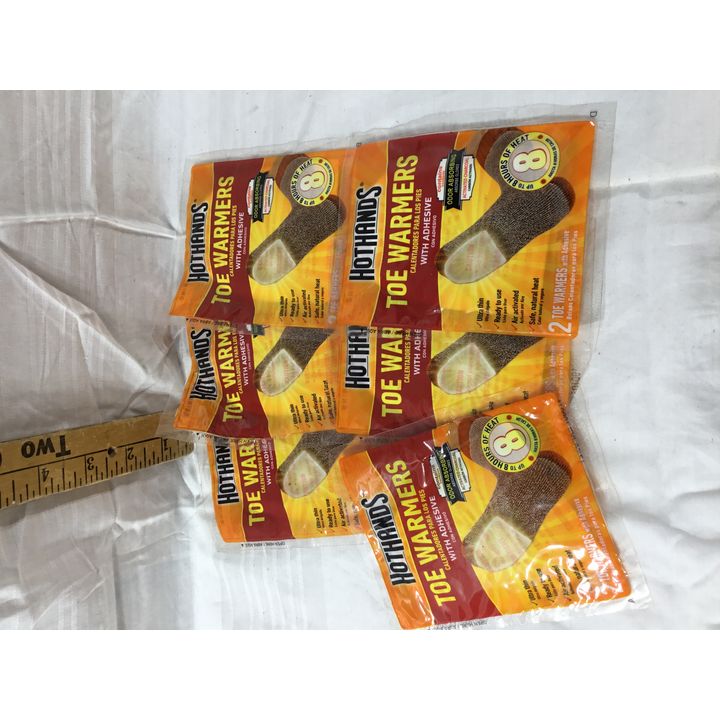 (Buying 6) Hothands Toe Warmers
