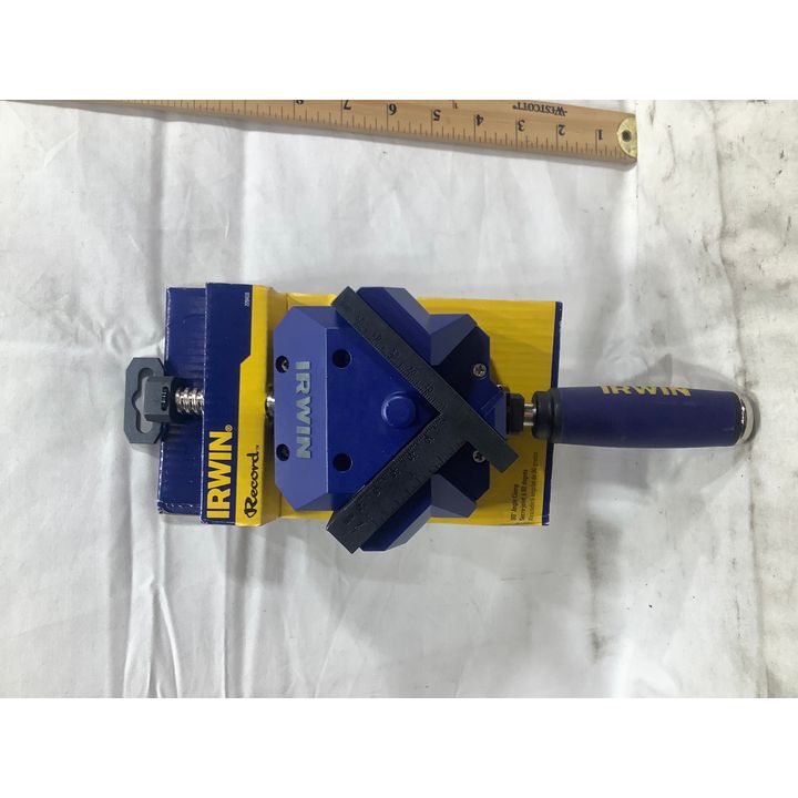Irwin 90 Degrees Angle Clamp