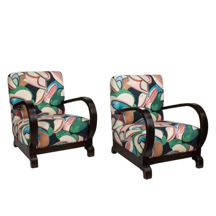 A pair of Art Deco lounge chairs fashioned in the Jindrich Halabala style