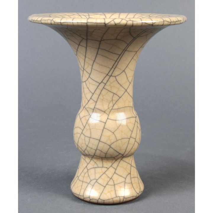 Chinese Ge-type Gu-form Vase