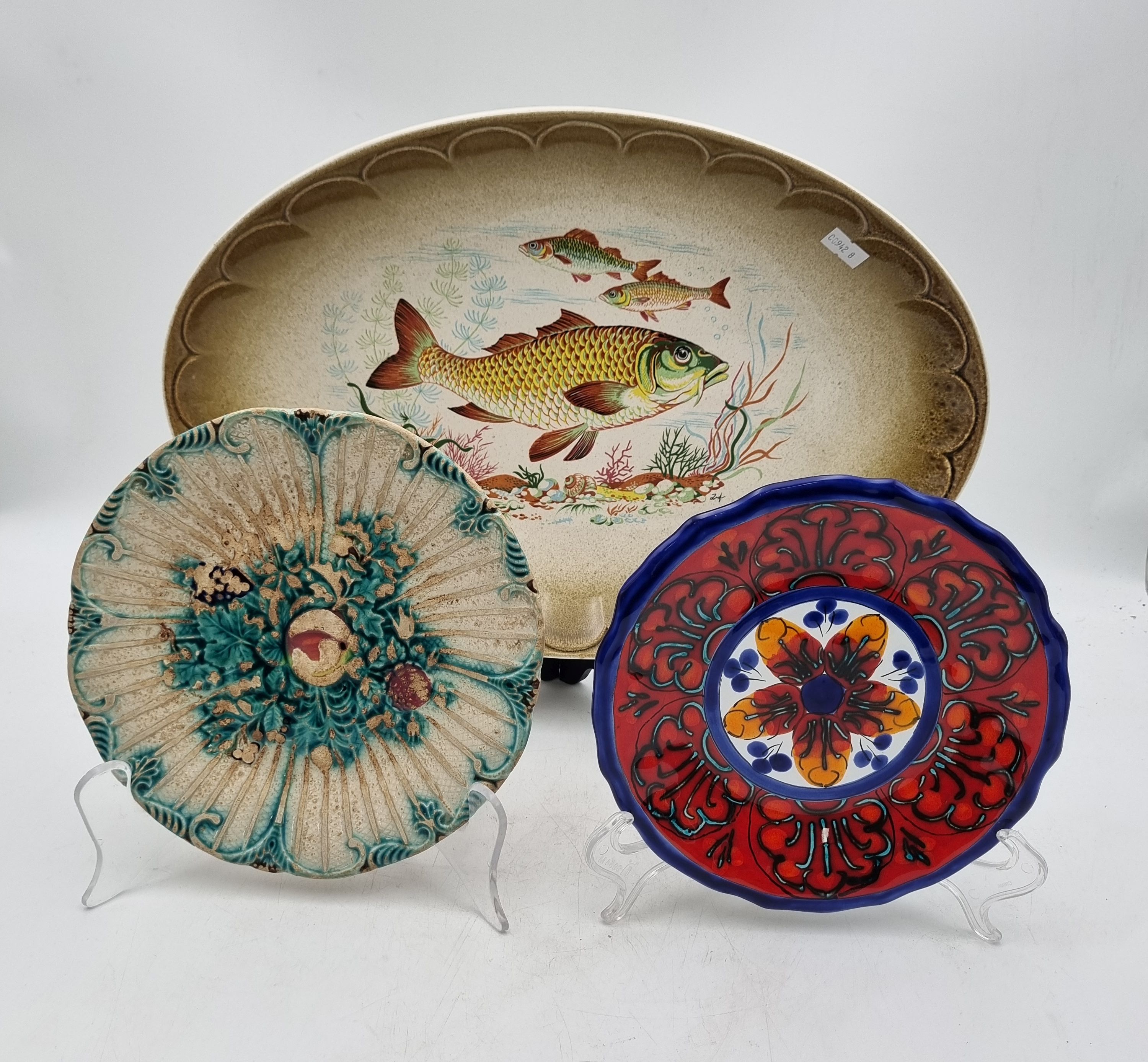 THREE ITALIAN CERAMIC PLATES