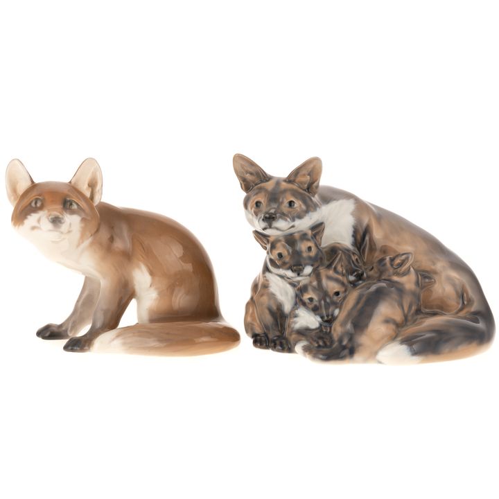 B & G Fox Sitting, Dahl-Jensen Vixen with Cubs