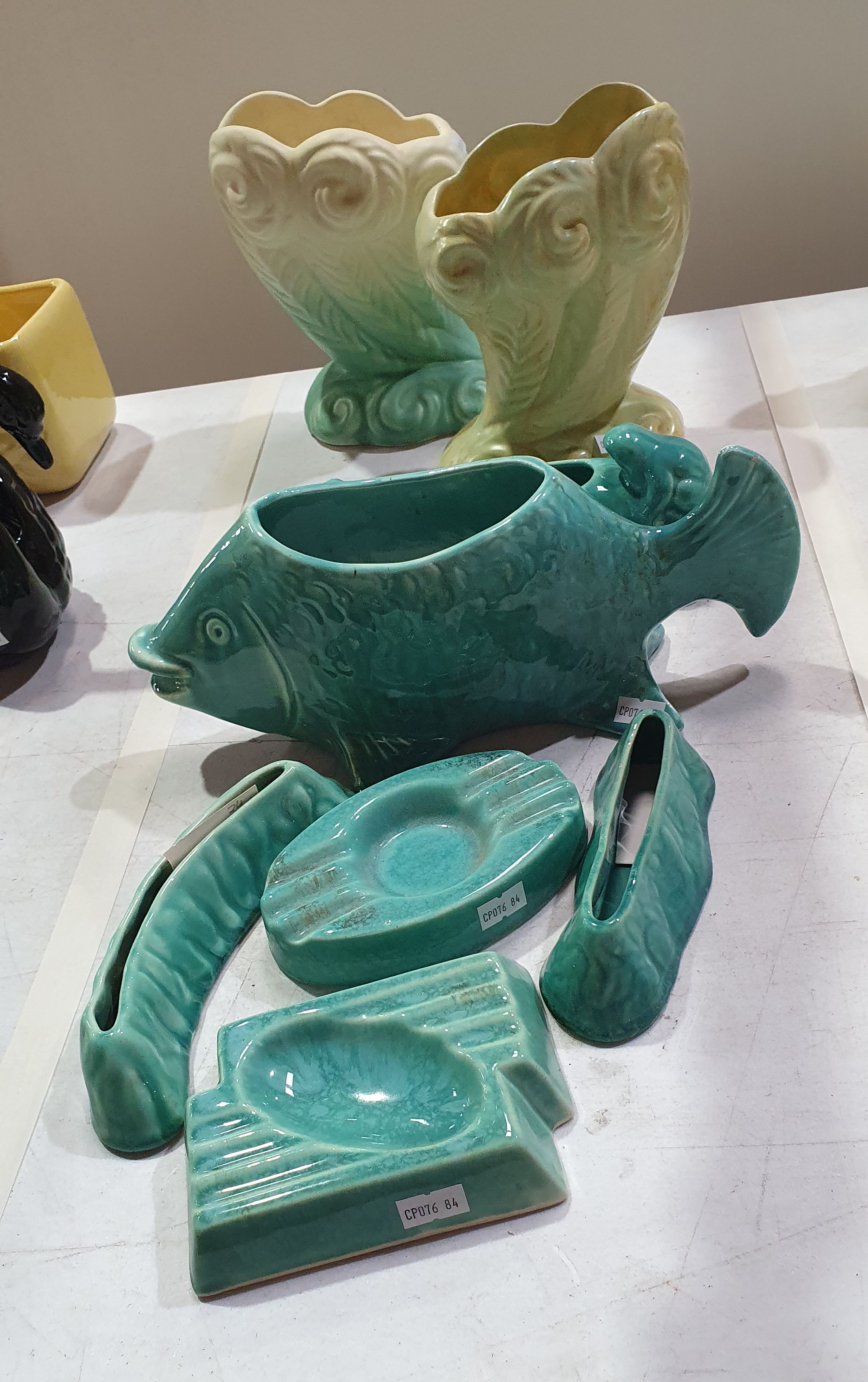 456 · A GROUP OF VARIOUS MCP MINGAY PIECES