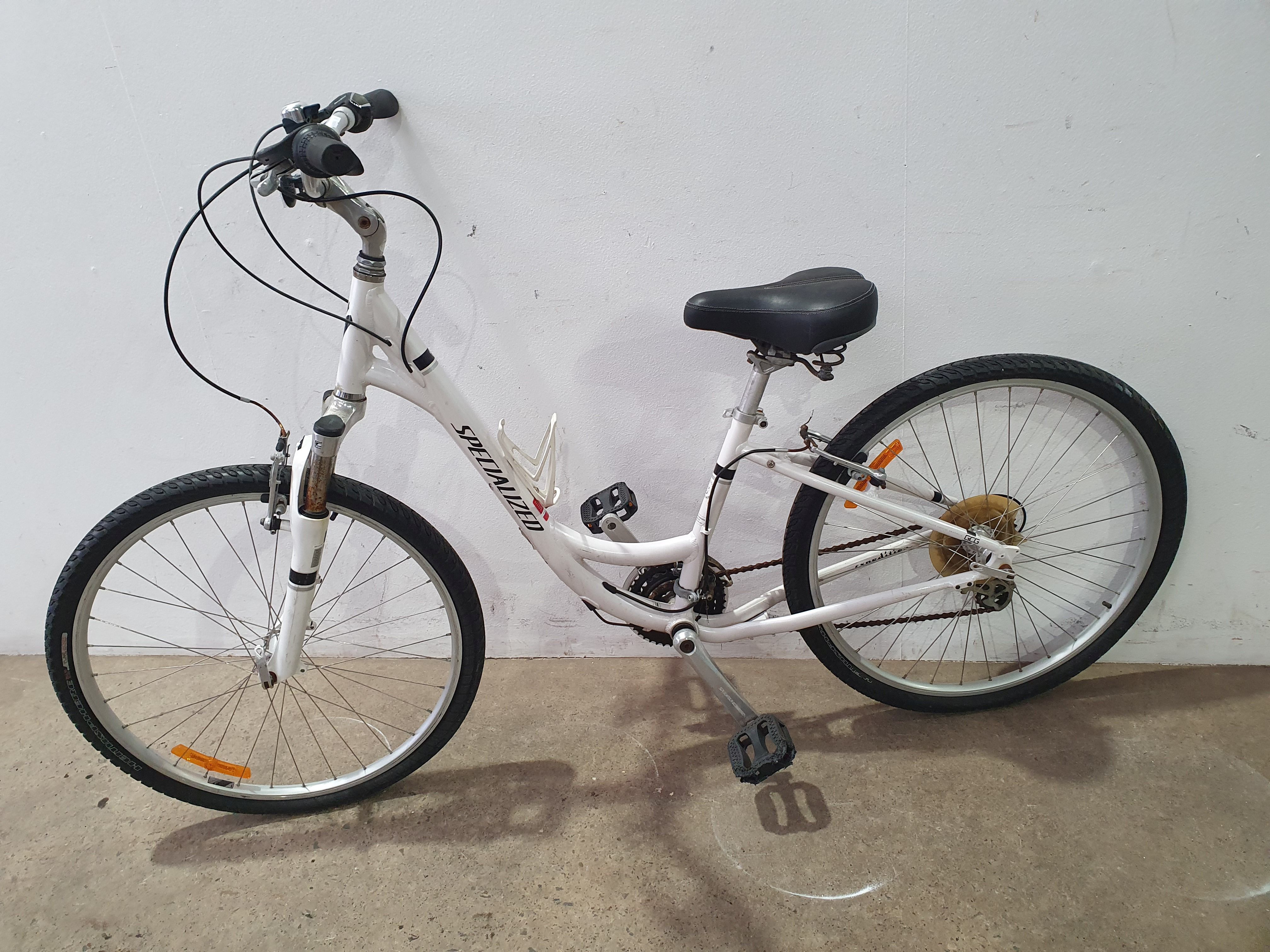 1144 · A SPELIALIZED BIKE