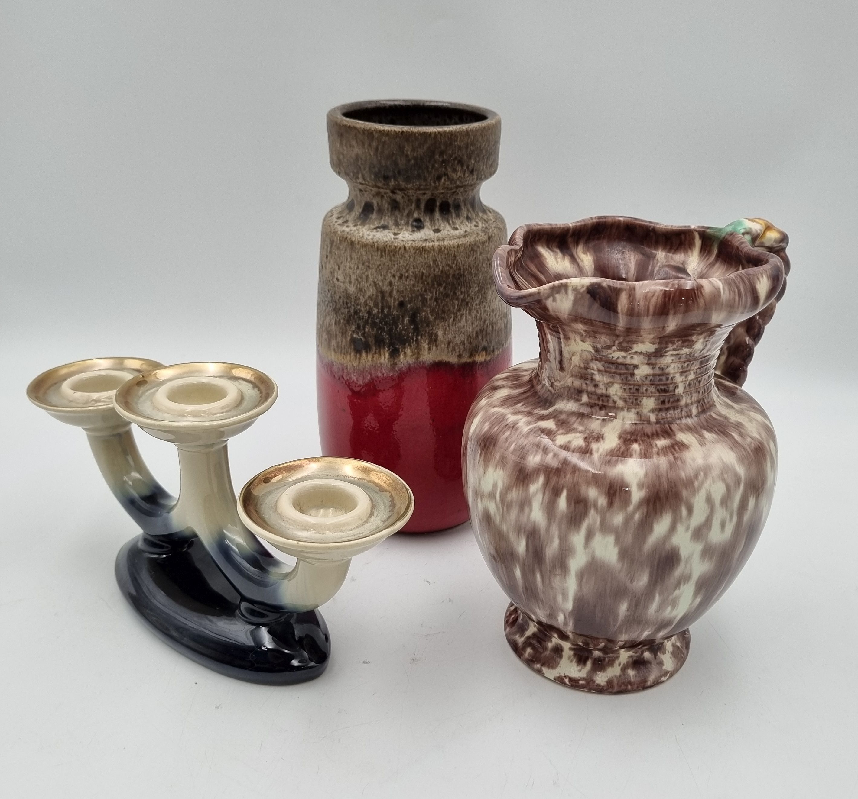 663 · THREE WEST GERMAN POTTERY ITEMS