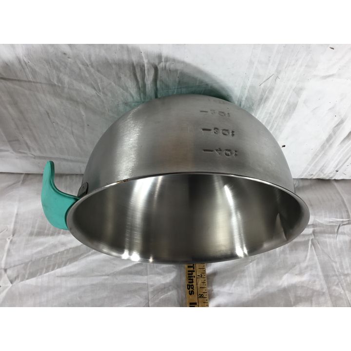 4 Quart Stainless Steel Measuring Bowl