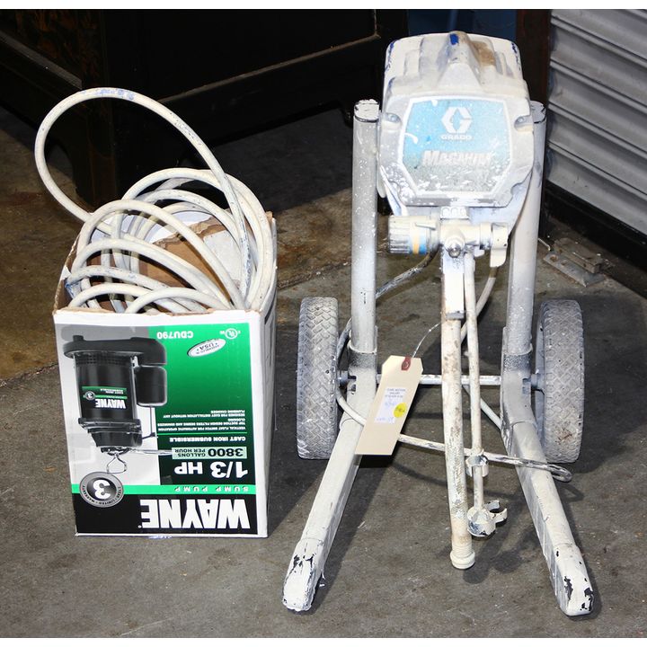 Graco Magnum paint sprayer with hoses