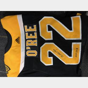 Willie O'Ree 'overwhelmed and thrilled' as his jersey No. 22 is finally  retired by Boston Bruins - ABC11 Raleigh-Durham