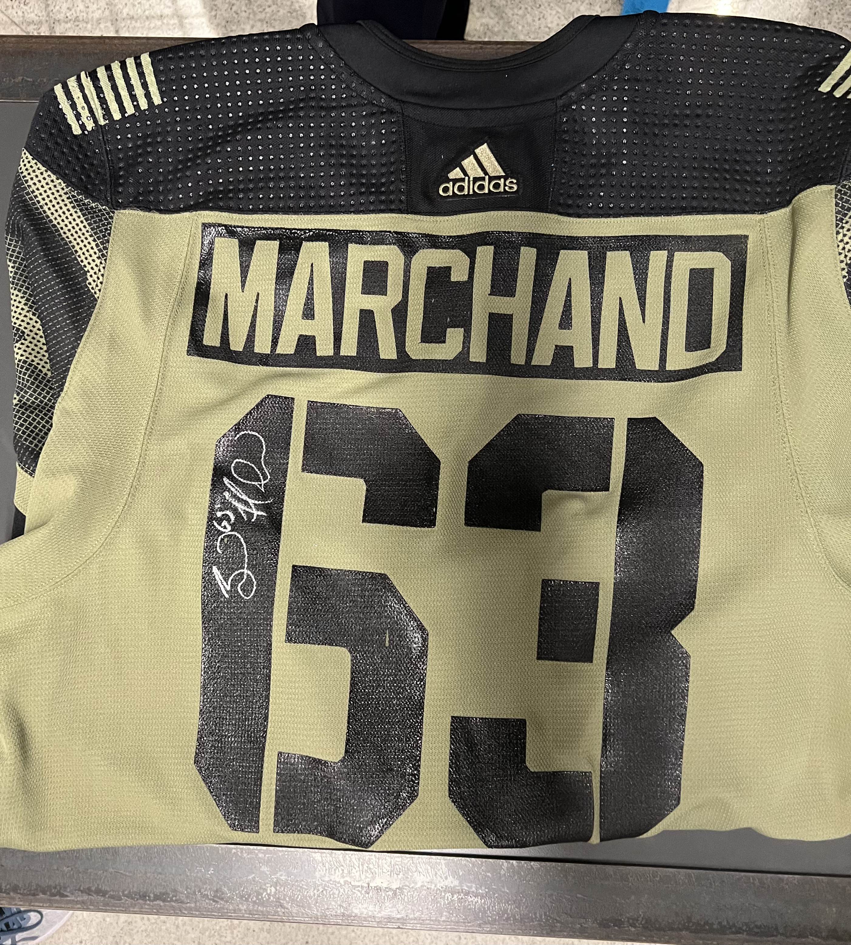 Brad Marchand Boston Bruins St. Patricks Day jersey photo 8x10
