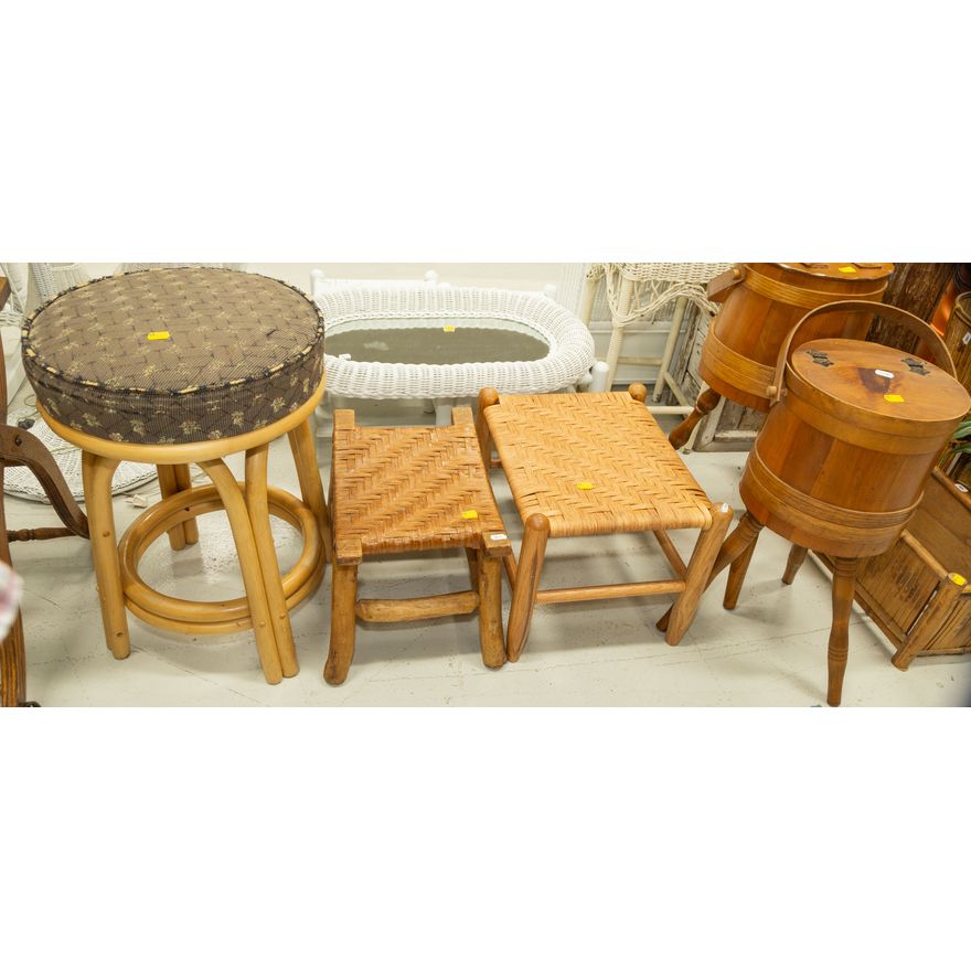 Assorted Small Scale Furniture