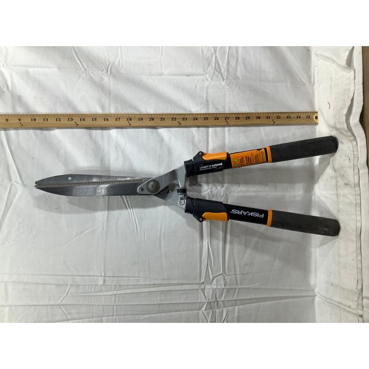 Fiskars Hedge Shear Hedges And Shrubs