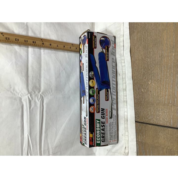 Performance Tool Economy Grease Gun w/ Lever Action