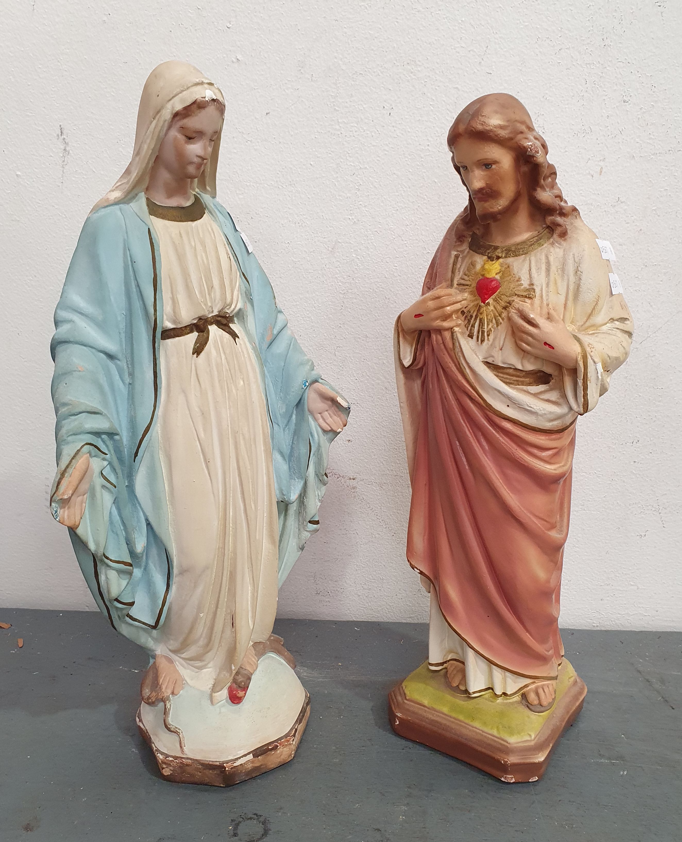 JESUS AND MARY STATUES
