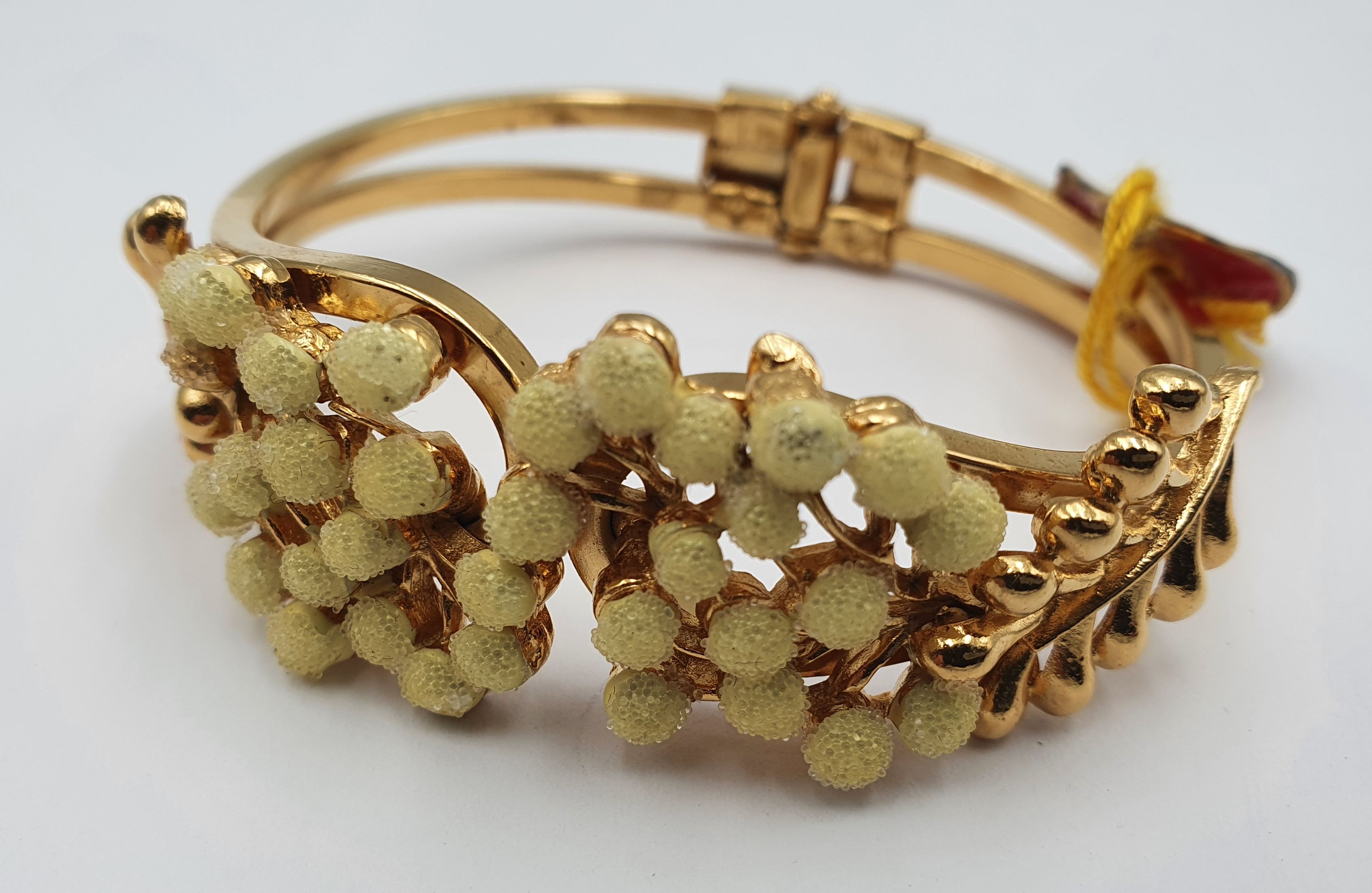 299 · A RARE AUSTRALIAN ELIZABETH REIMER BANGLE