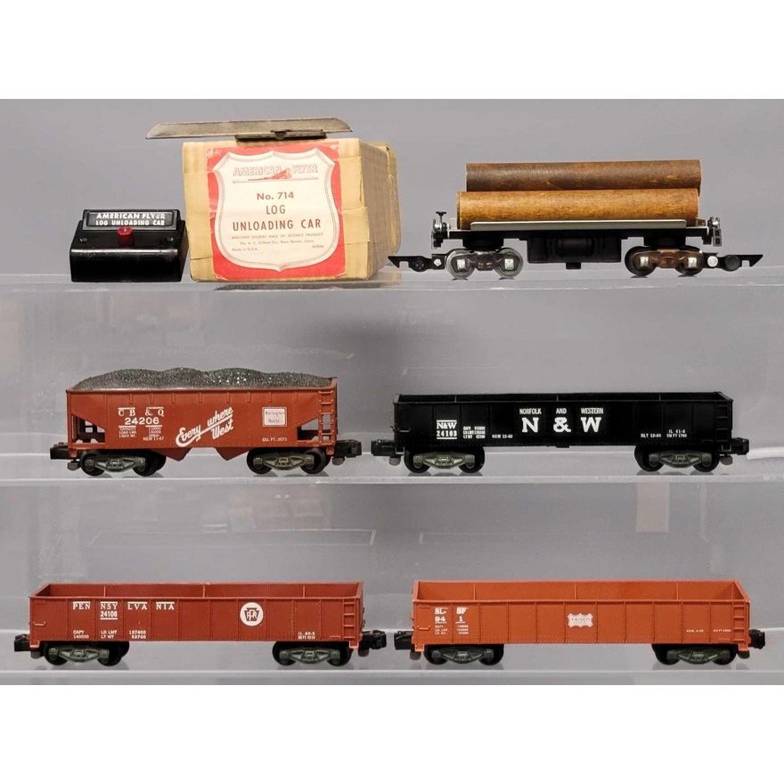 Five American Flyer Postwar S Freight Cars Toys Trains And Other Old 
