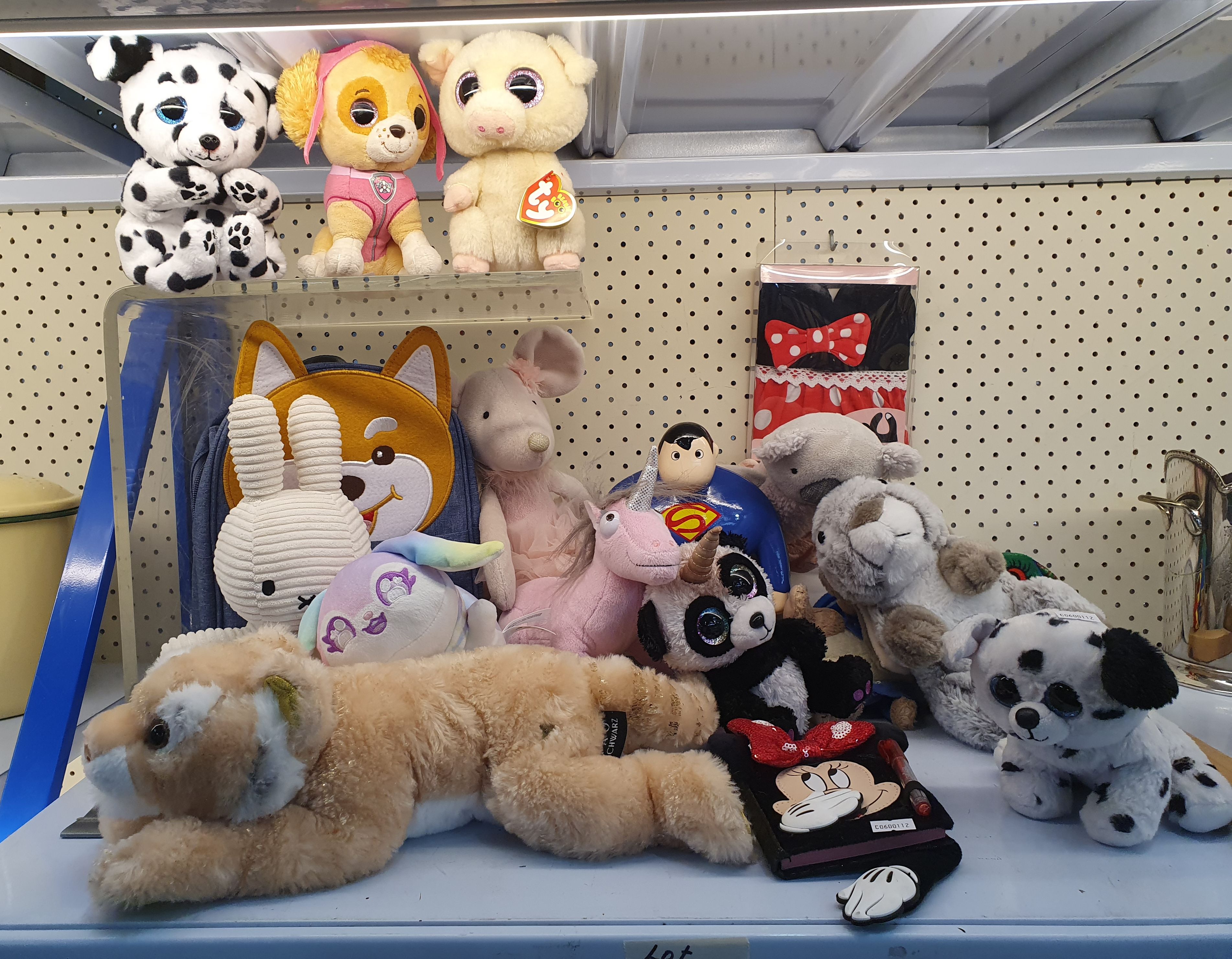 90A · A GROUP OF VARIOUS TOYS