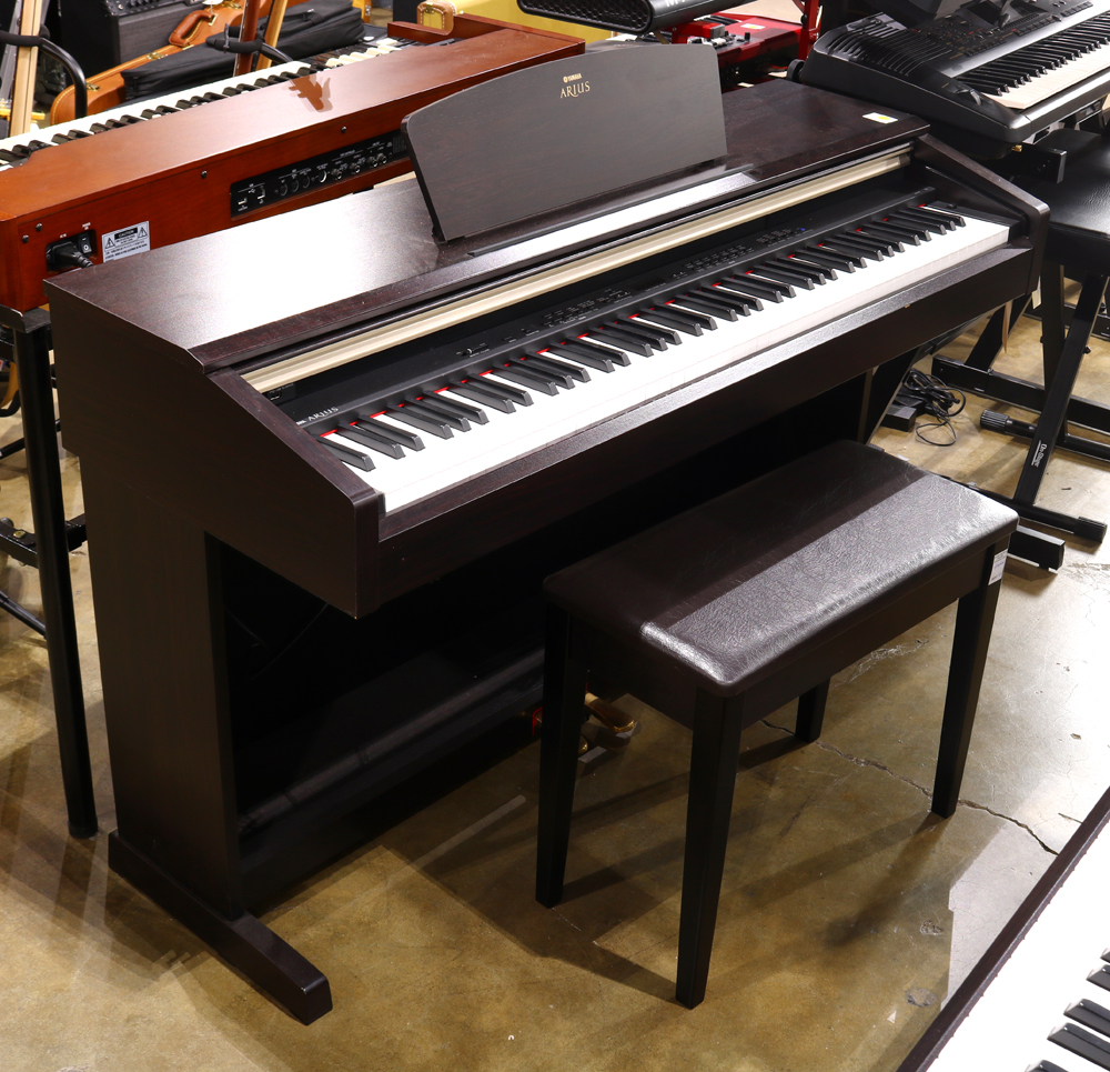 passionate a creditor Ten years Yamaha Arius YDP-181 digital piano featuring a GH keyboard | Barnebys