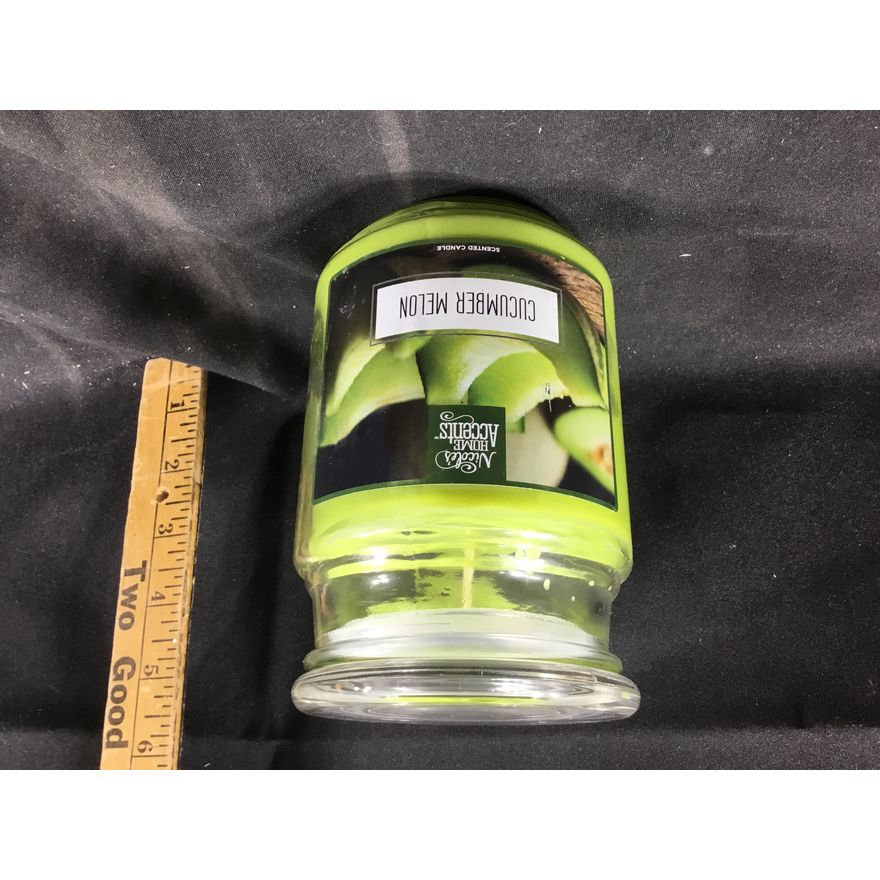 Nicole"s Home Accents Scented Candle 18oz - Cucumber Melon