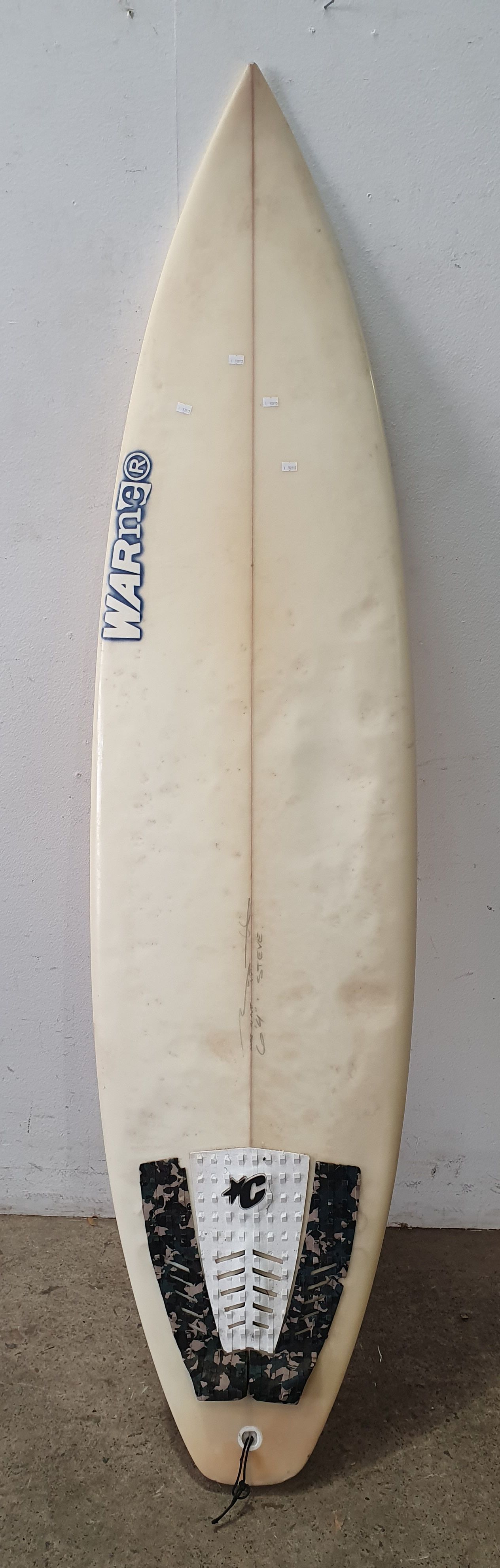 A Brett Warner 6tf 4" Thruster Surfboard