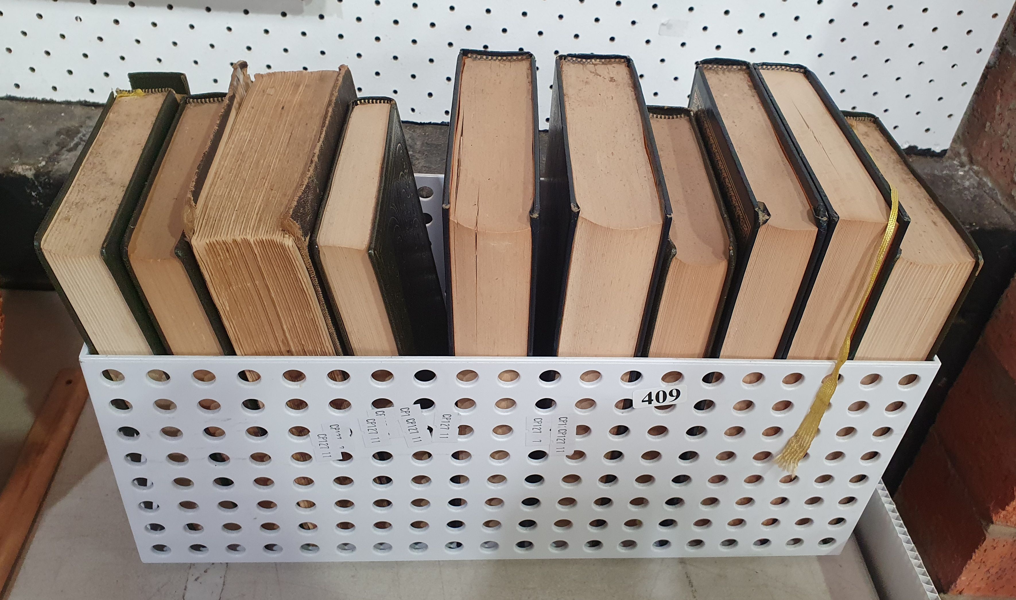 409 · A GROUP OF VARIOUS HARDCOVER BOOKS