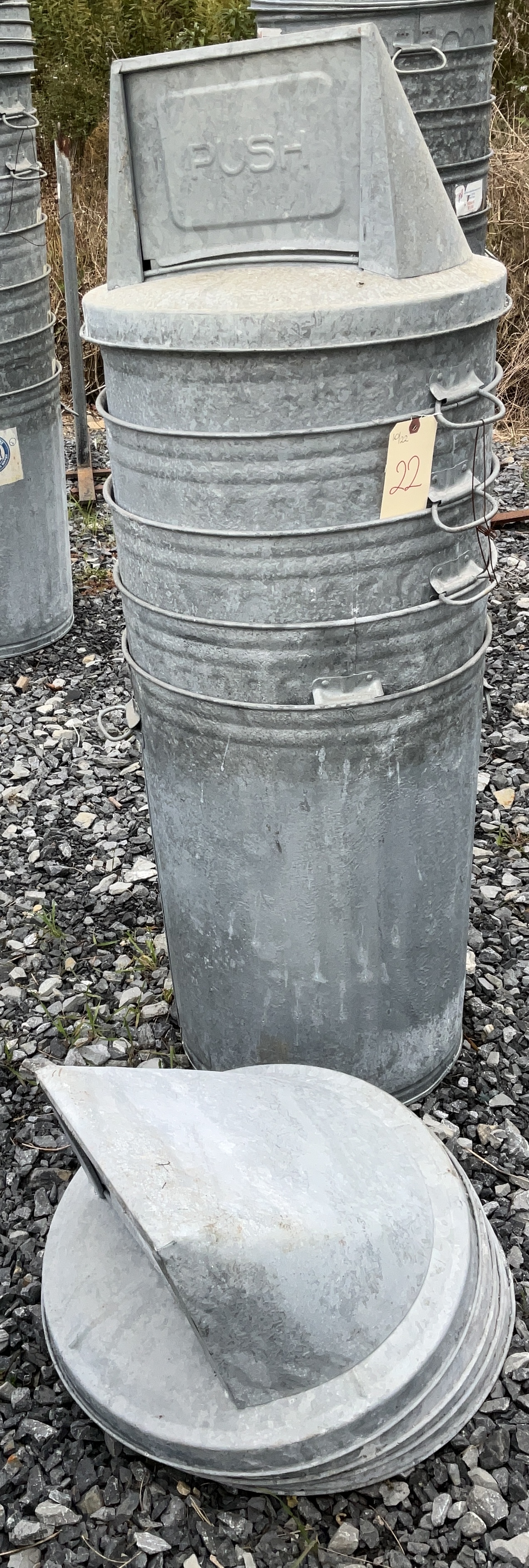 FIVE 20 GAL. GALVANIZED GARBAGE CANS WITH LIDS Teel Auctions