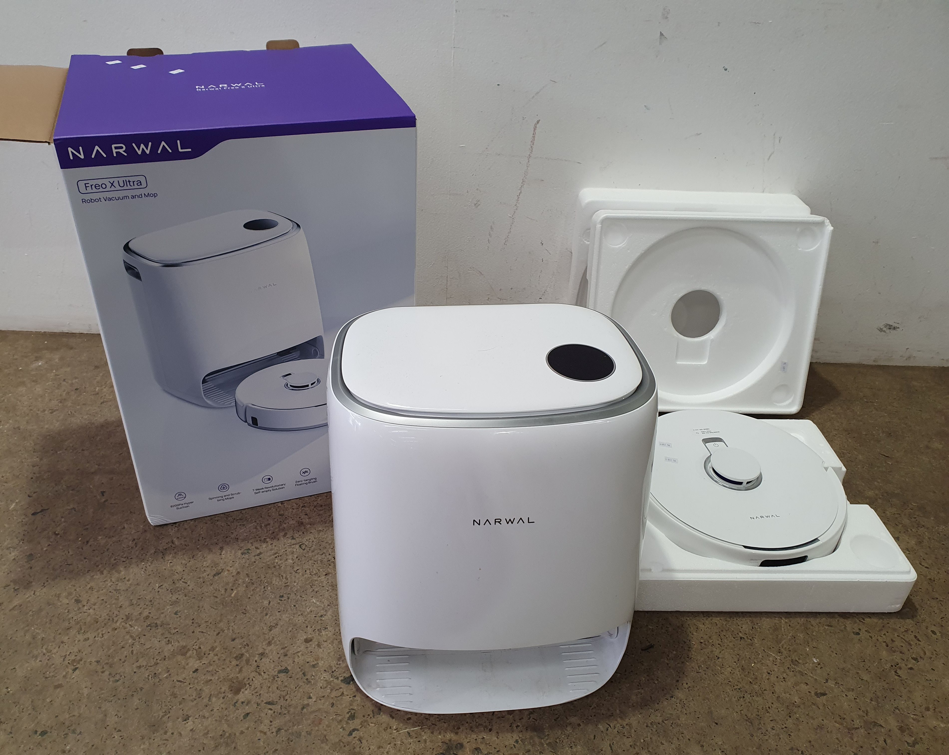 1191 · A NARWELL ROBOT VACUUM CLEANER