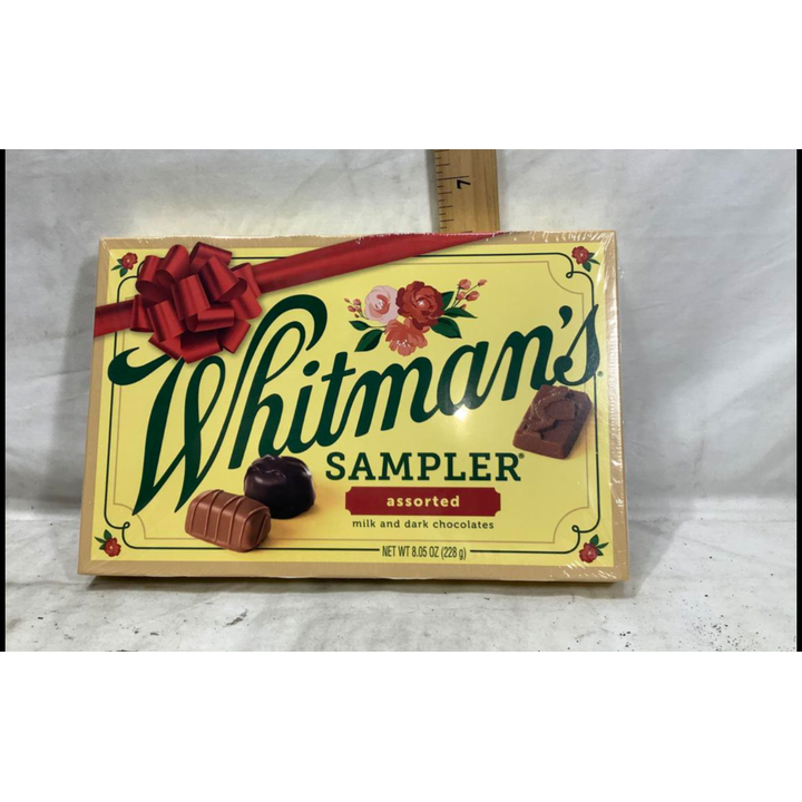 Whitman's Sampler 16pc Assorted Milk & Dark Chocolate Expires 04/2024