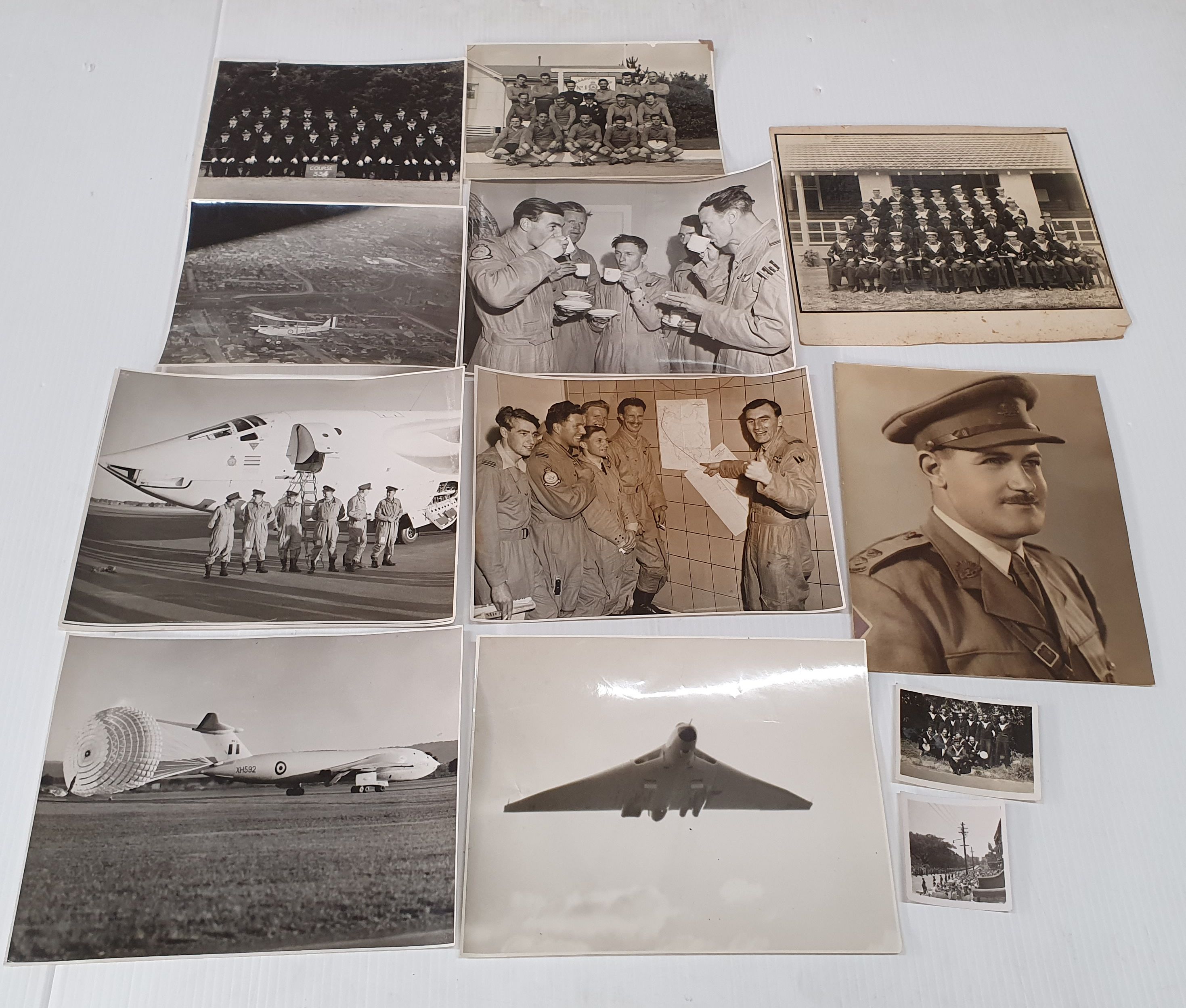 186 · A GROUP OF UNFRAMED MILITARY PHOTOGRAPHS AND OTHERS