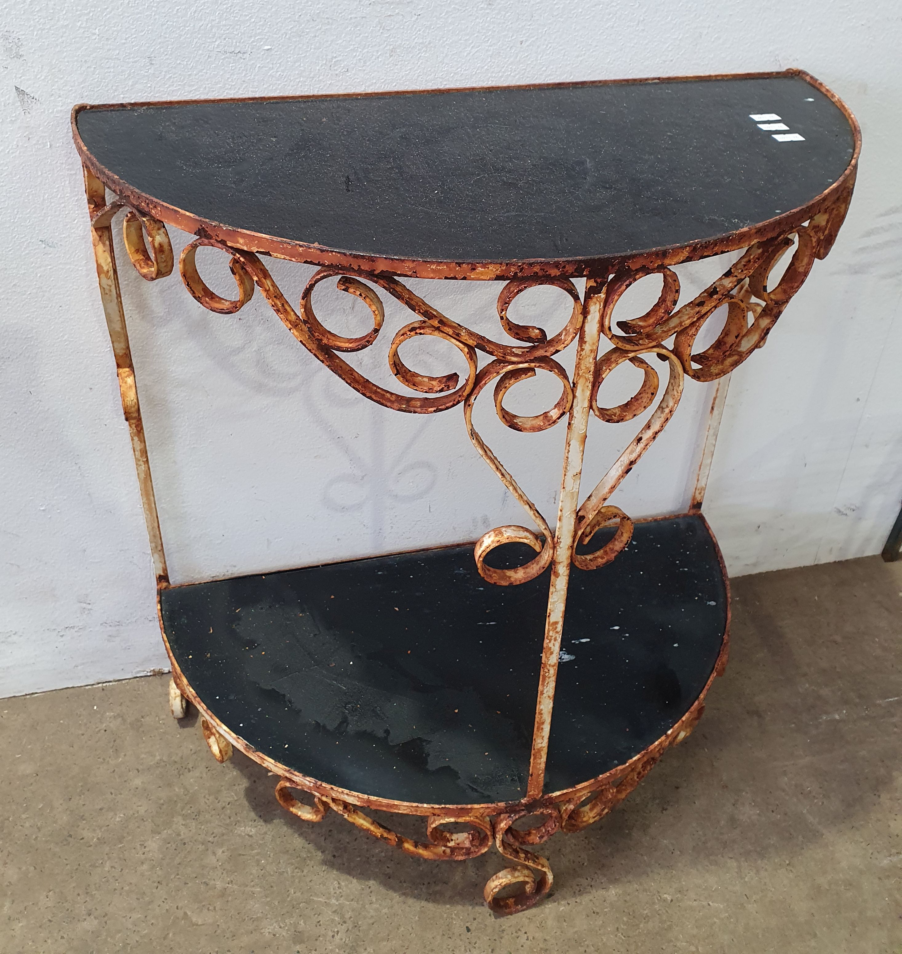 1074 · A METAL CONSOLE TABLE