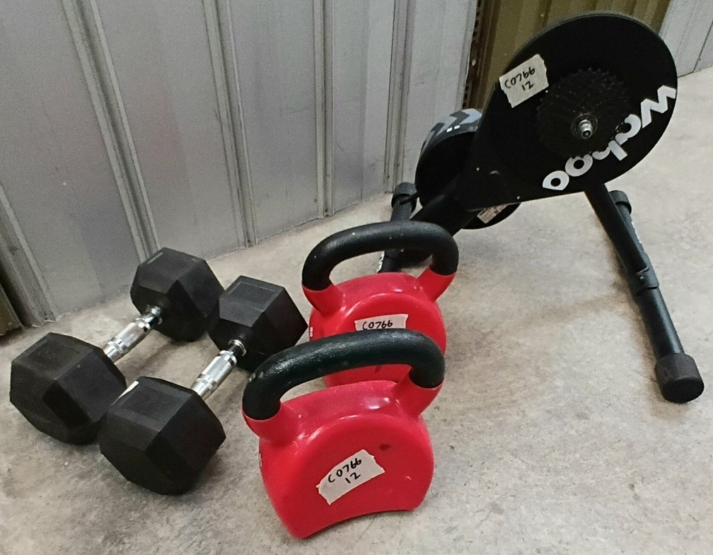 1307 · TWO PAIRS OF EXERCISE WEIGHTS
