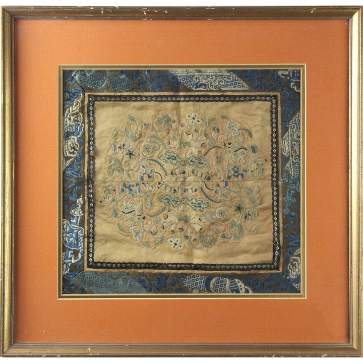 (lot of 2) Chinese embroidered panels