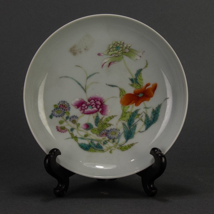 Chinese famille rose dish