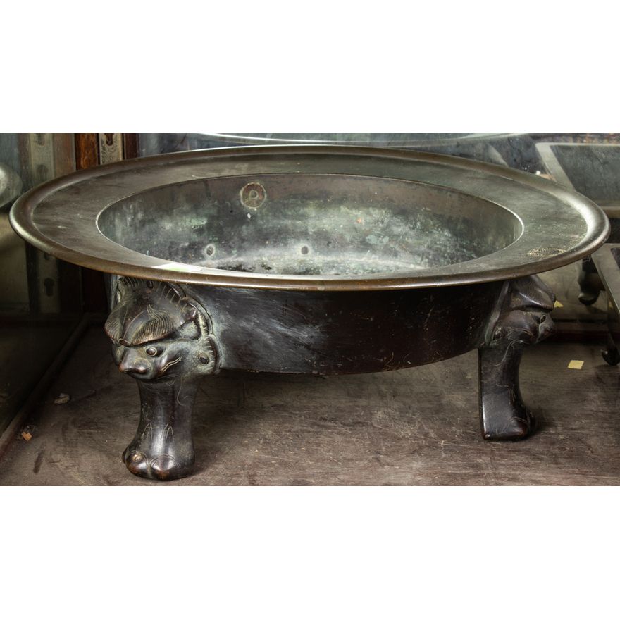Chinese bronze tripod brazier