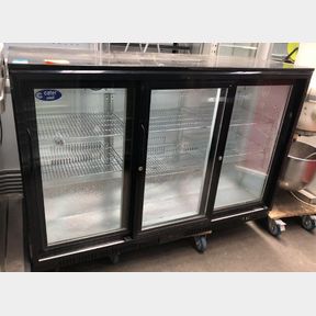 2019 UNDER BENCH 3 SLIDING GLASS DOOR BAR CHILLER