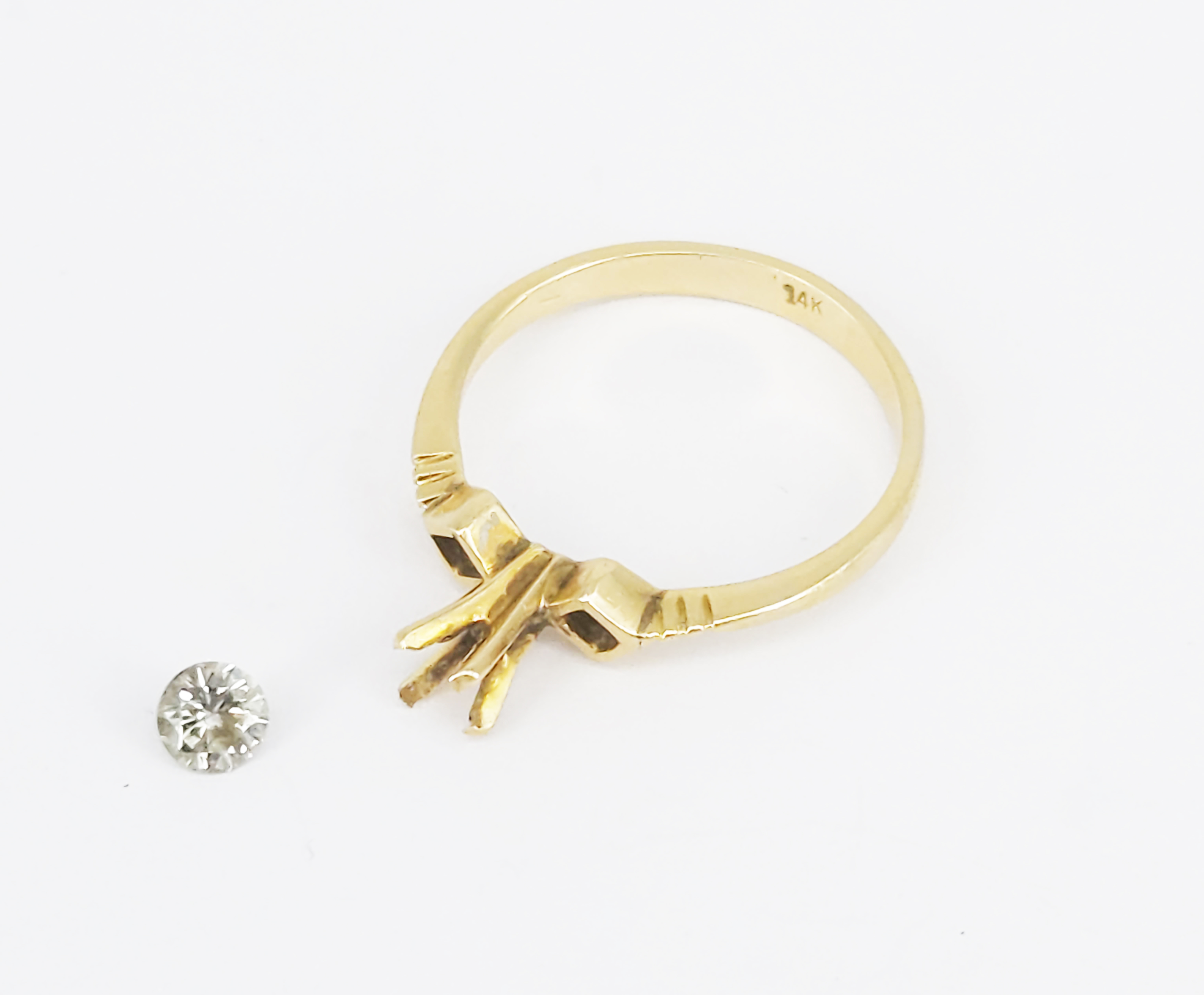 A Diamond And 14ct Gold Ring