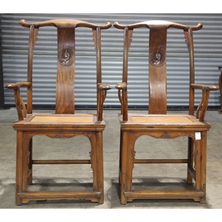 A pair of Chinese elmwood chairs