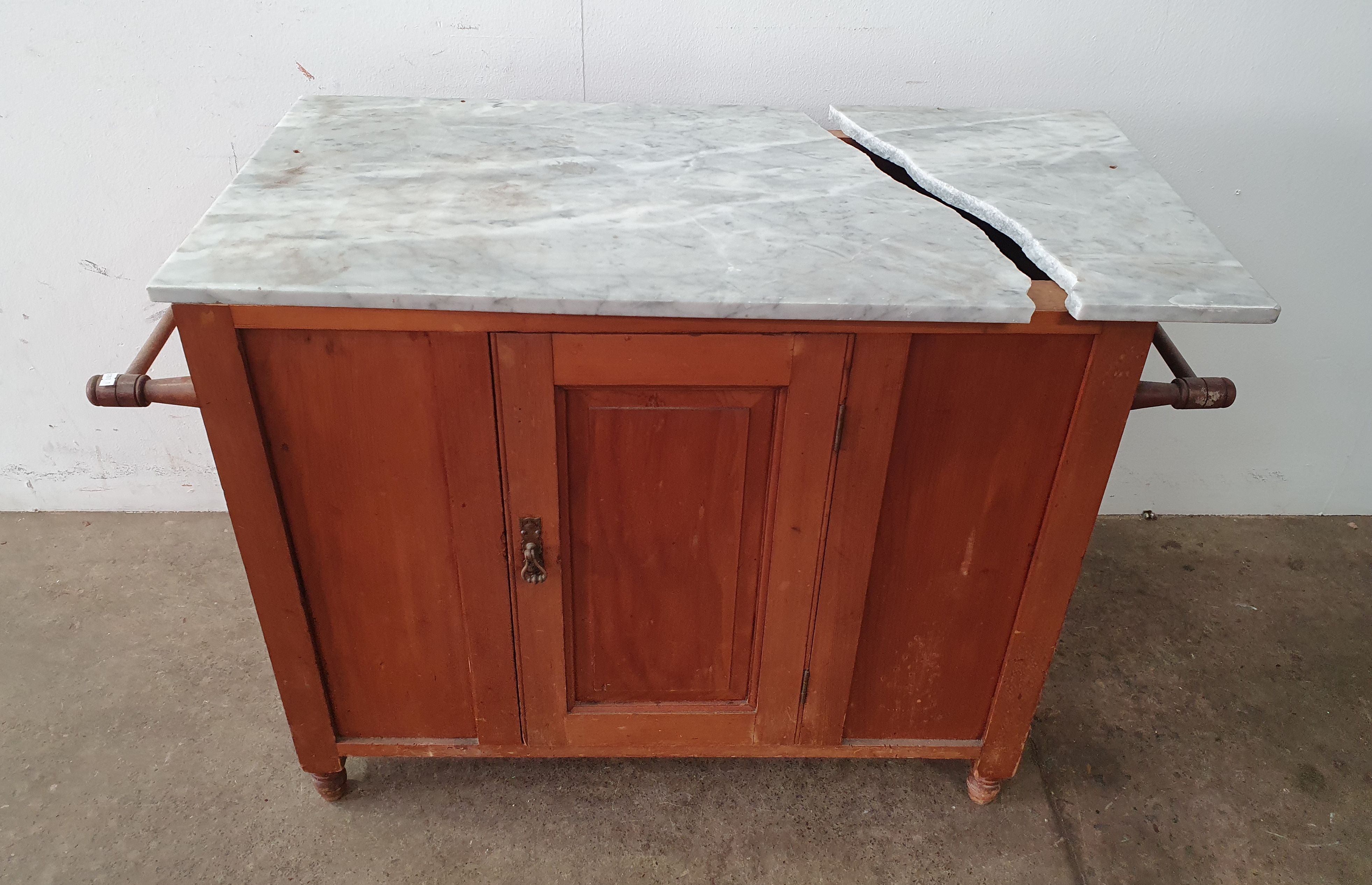 2179 · A MARBLE TOP WASHSTAND