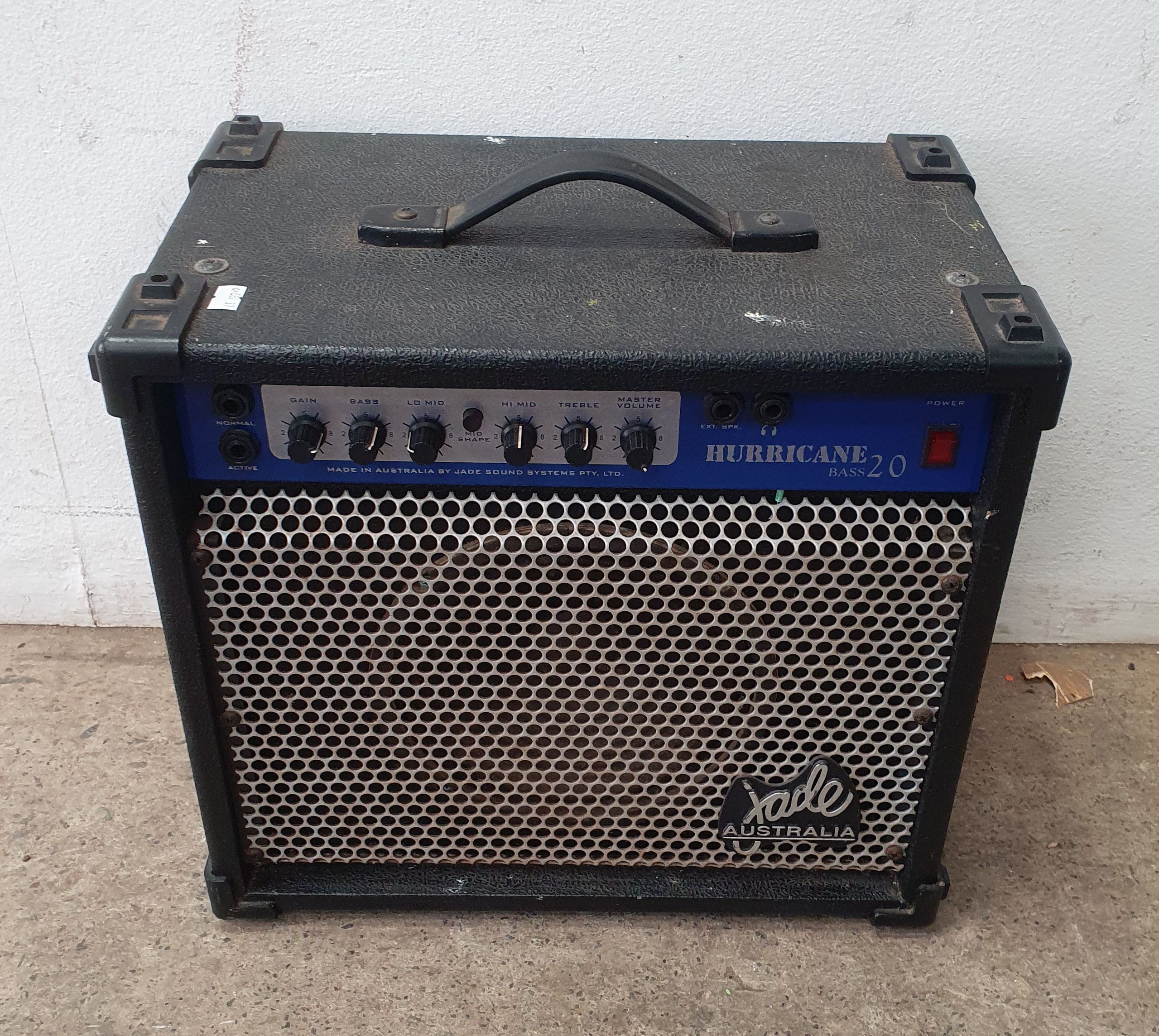 1285 · AN XADE AMPLIFIER